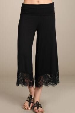 Chatoyant Lace Gauchos Black Medium